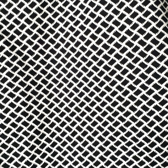 Khaki by Gap Slimming Ankle Pants, Size 12, black and white pattern - Picture 3 of 6